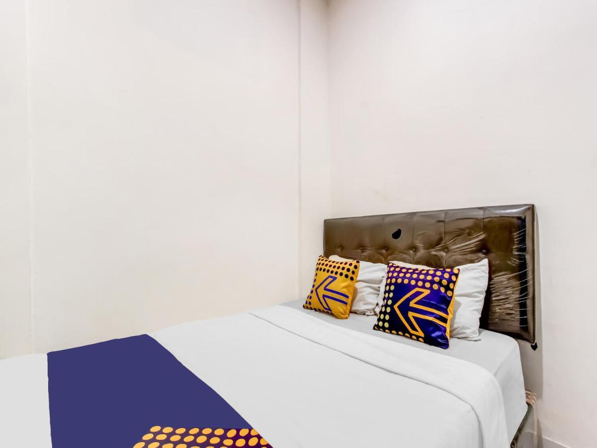 Oyo Life 91374 Asia Stay Semarang Syariah Dış mekan fotoğraf