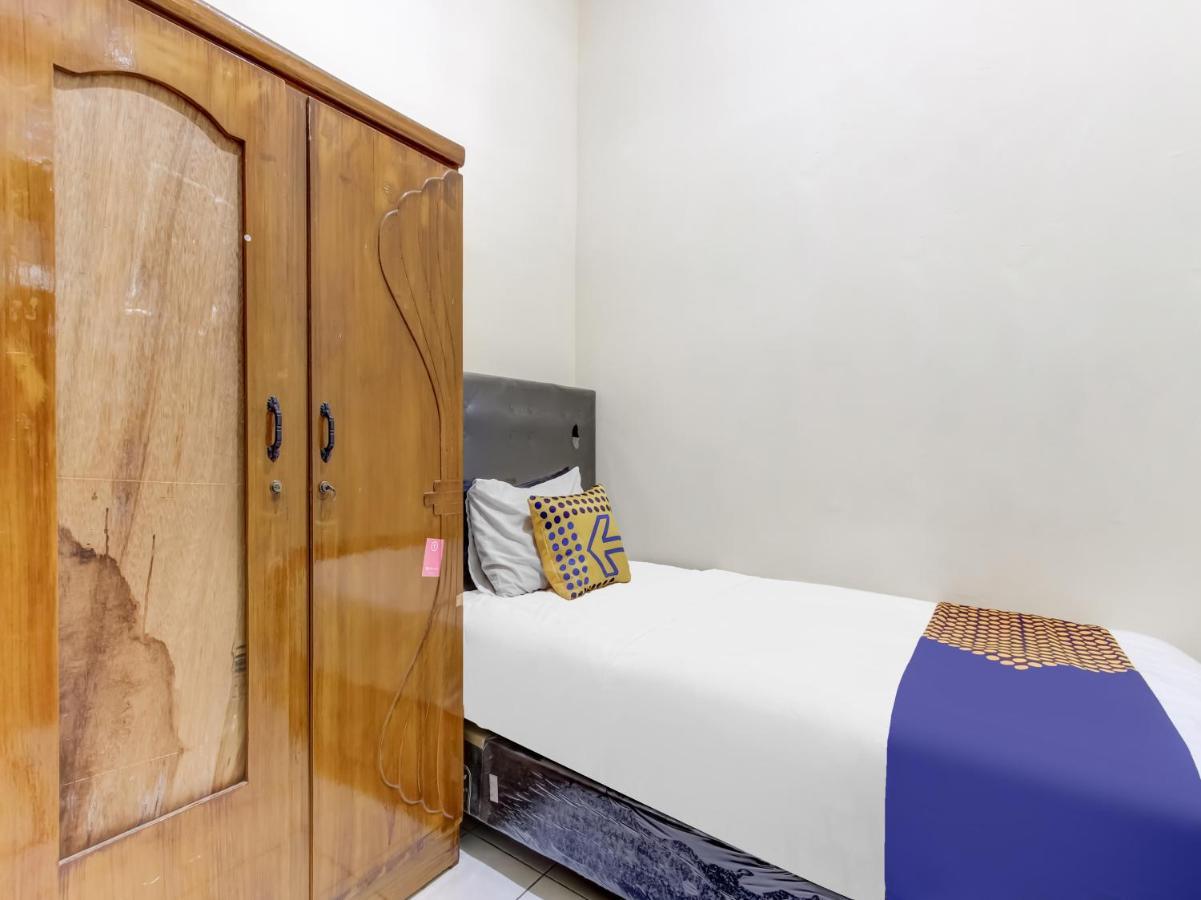 Oyo Life 91374 Asia Stay Semarang Syariah Dış mekan fotoğraf