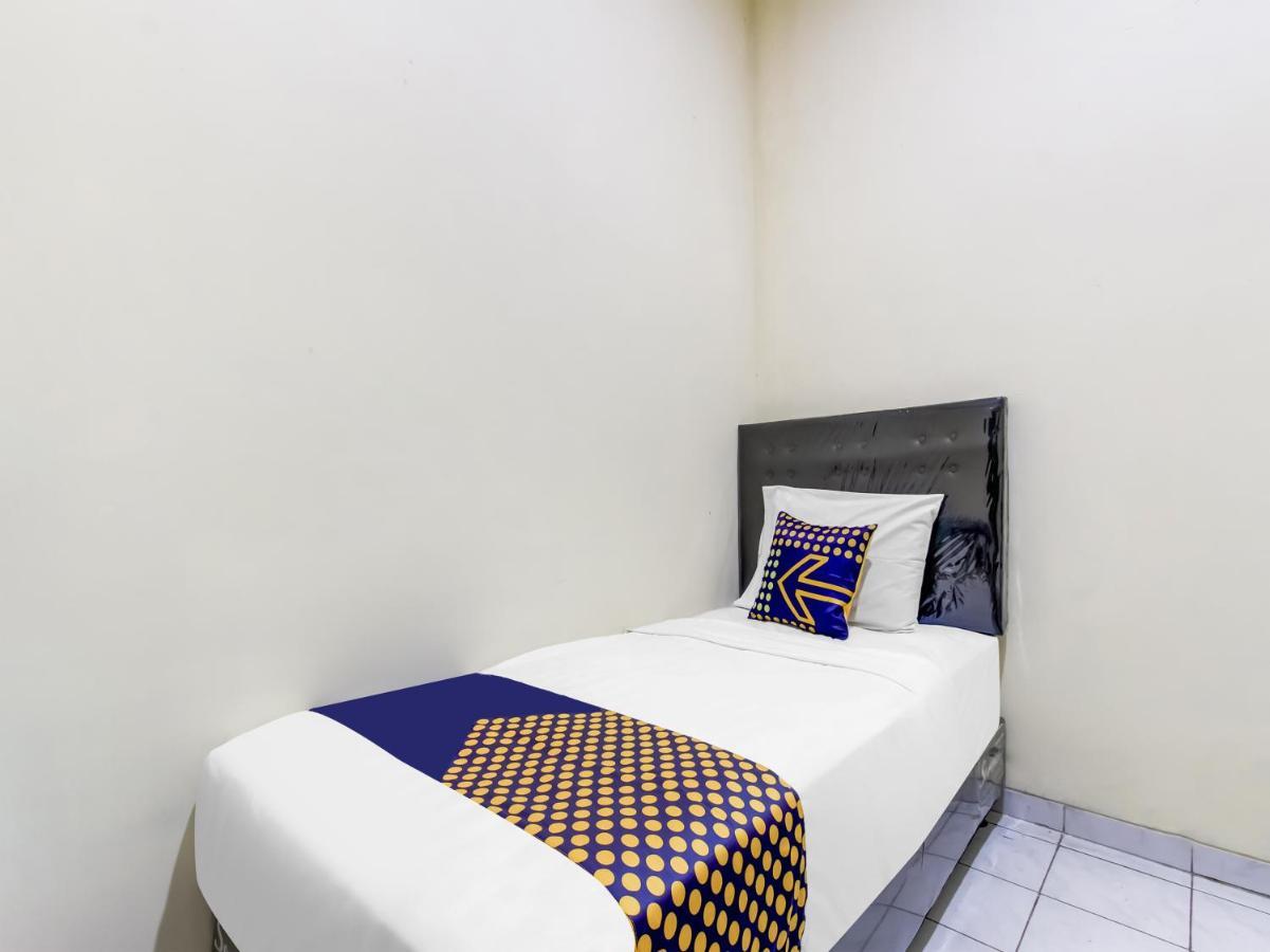 Oyo Life 91374 Asia Stay Semarang Syariah Dış mekan fotoğraf
