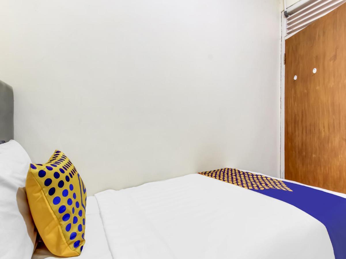 Oyo Life 91374 Asia Stay Semarang Syariah Dış mekan fotoğraf